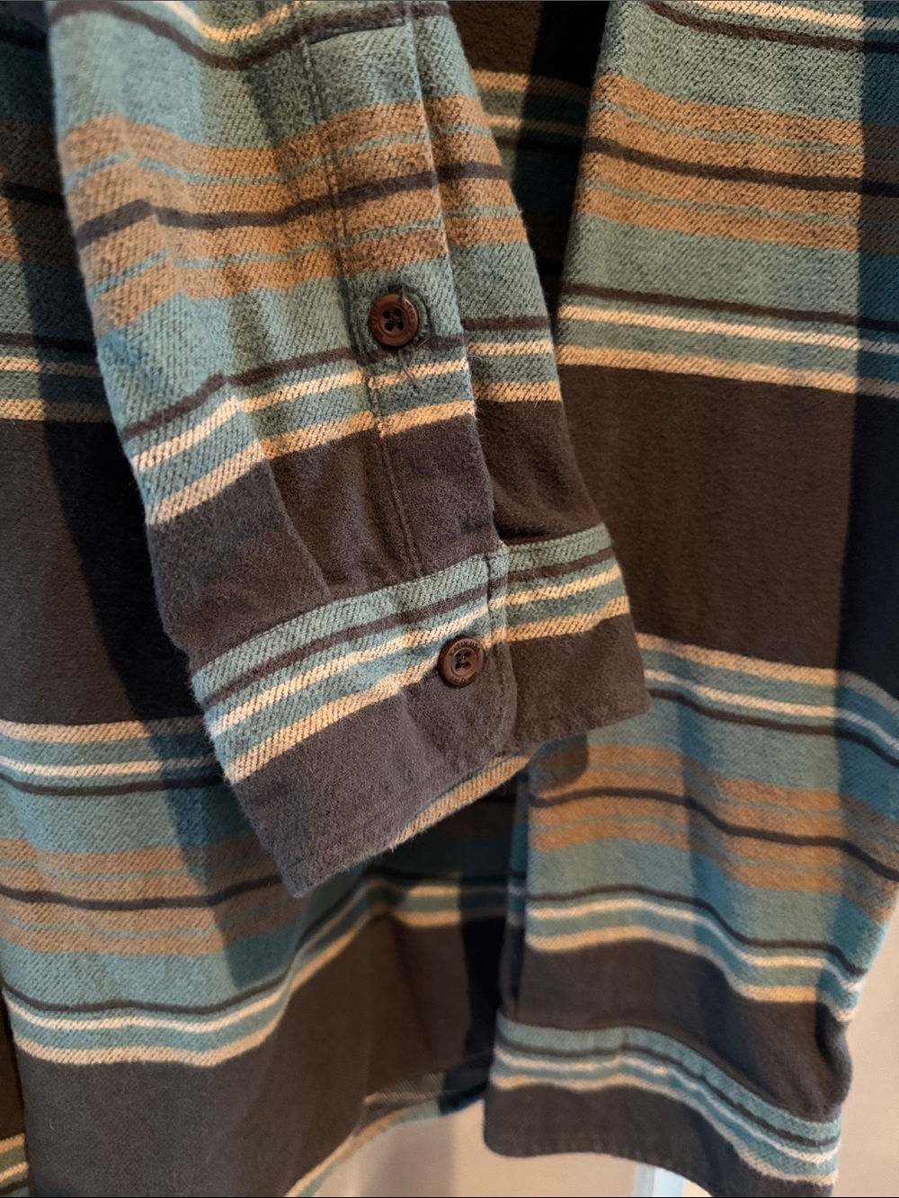 Katin Men’s Striped Button-Up flannel XXL - Picture 6 of 6